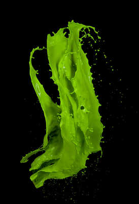 靜夜中的色彩樂章 黑色背景下非即飲型茶的三種油漆飛濺藝術(shù)